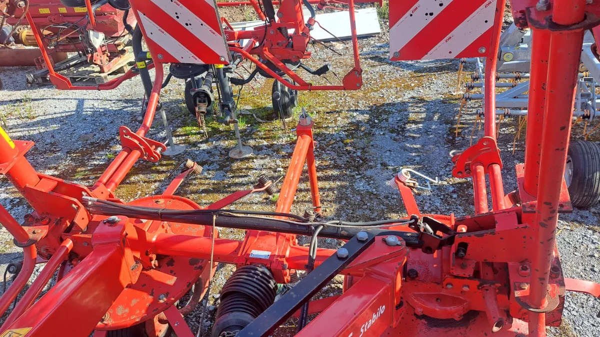 Lely Lotus 600 tedder - Image 3