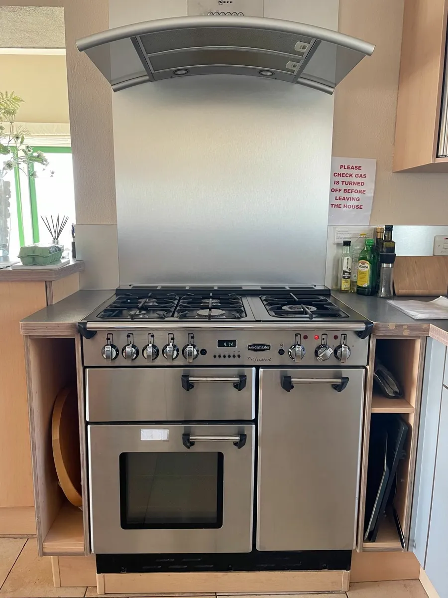 Rangemaster Professional Dual Fuel 90 cms - Image 1
