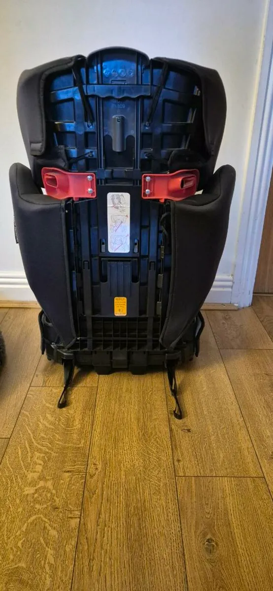 Child Car Seat - Image 3