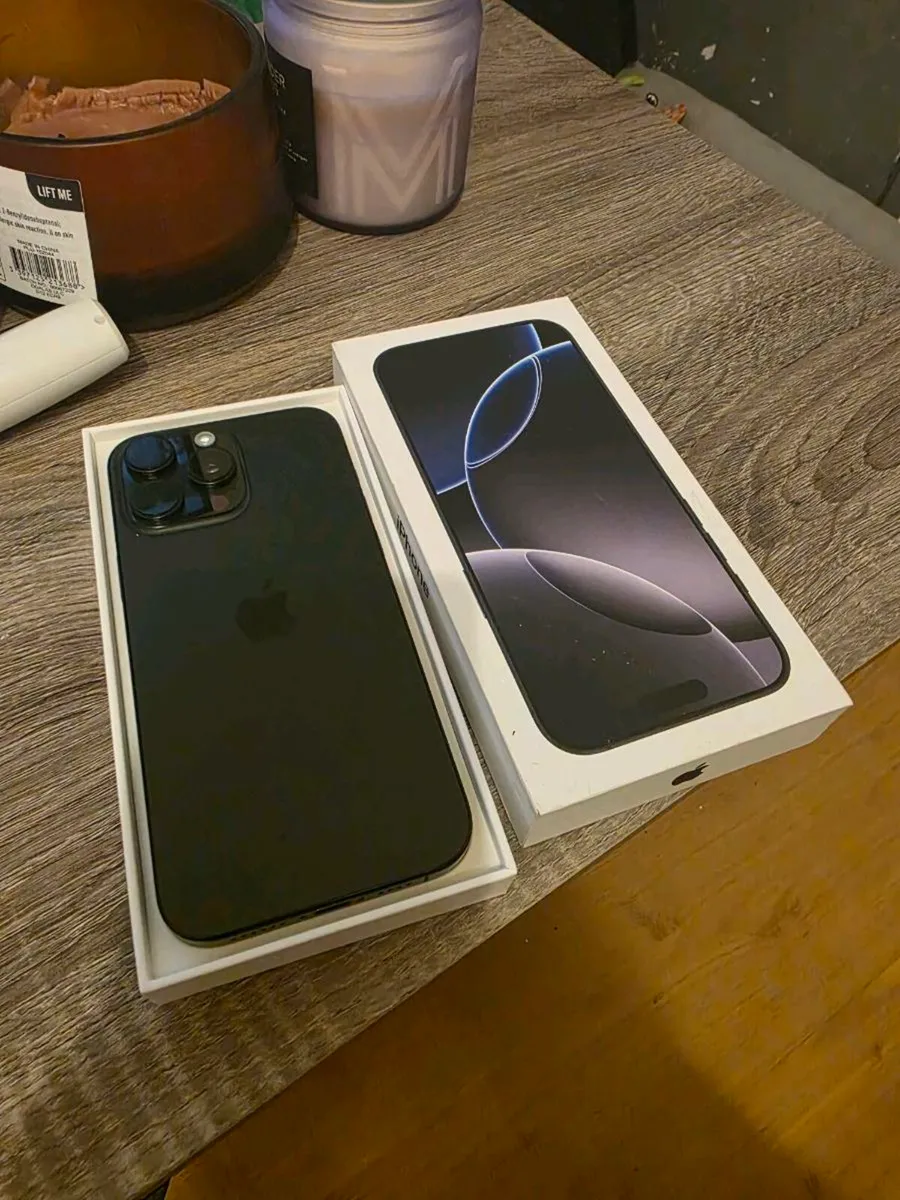 Iphone 16 pro max - Image 1