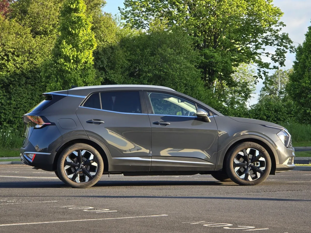 Kia Sportage K3 PHEV 2022 Auto 4x4 Like New 5000km - Image 4