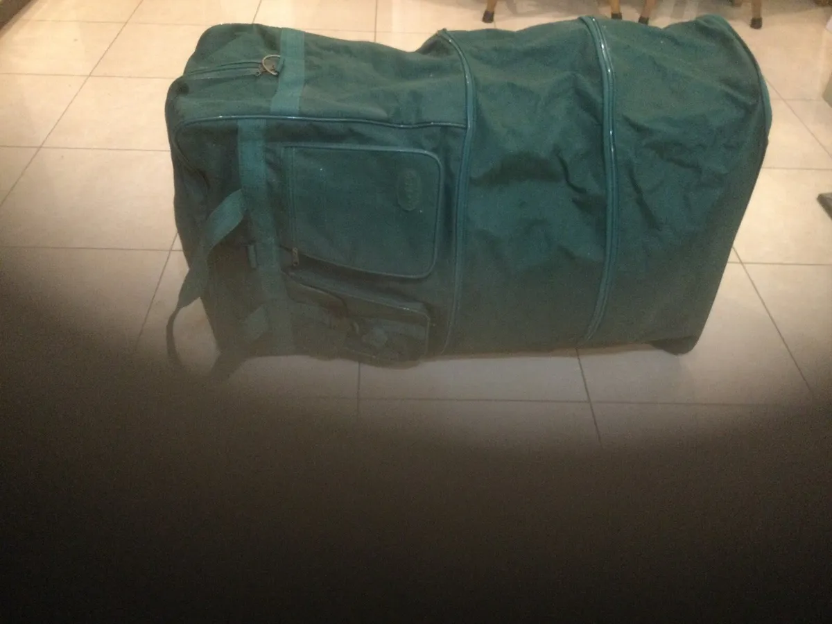 Large luggage bag - Image 2