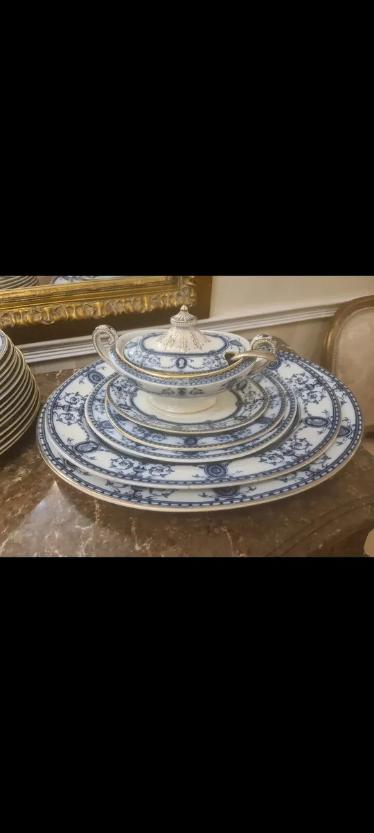 Antique dinner set - Image 1