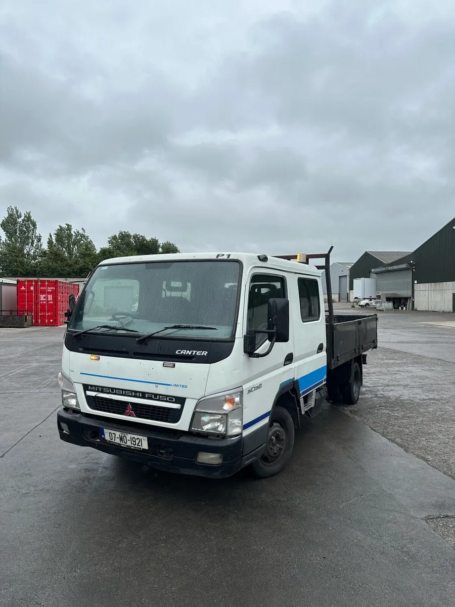 Mitsubishi Canter 3.5T Crew Cab - Image 2