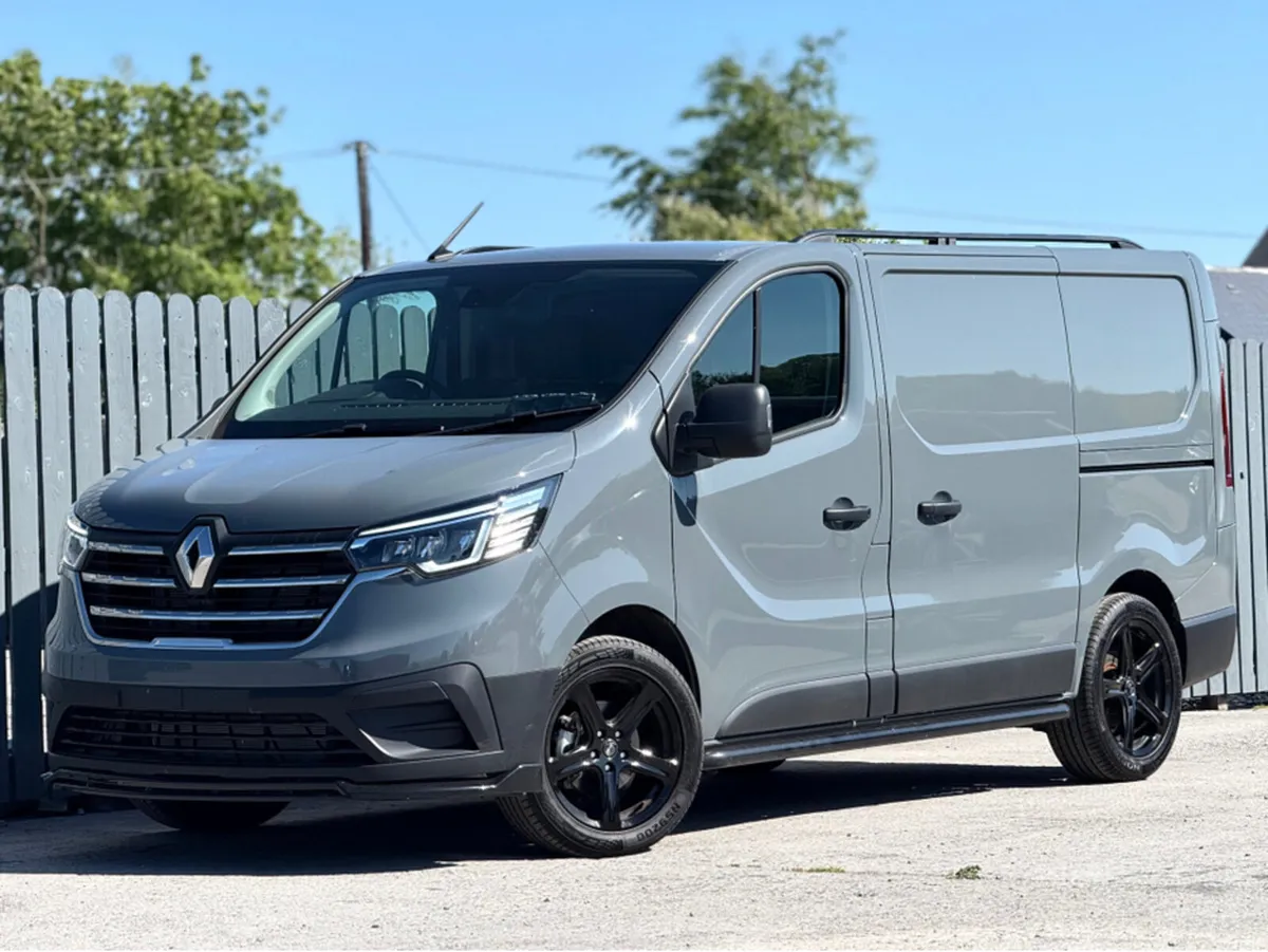 Renault Trafic REDUCED! 2023 Renault Trafic SWB No - Image 1