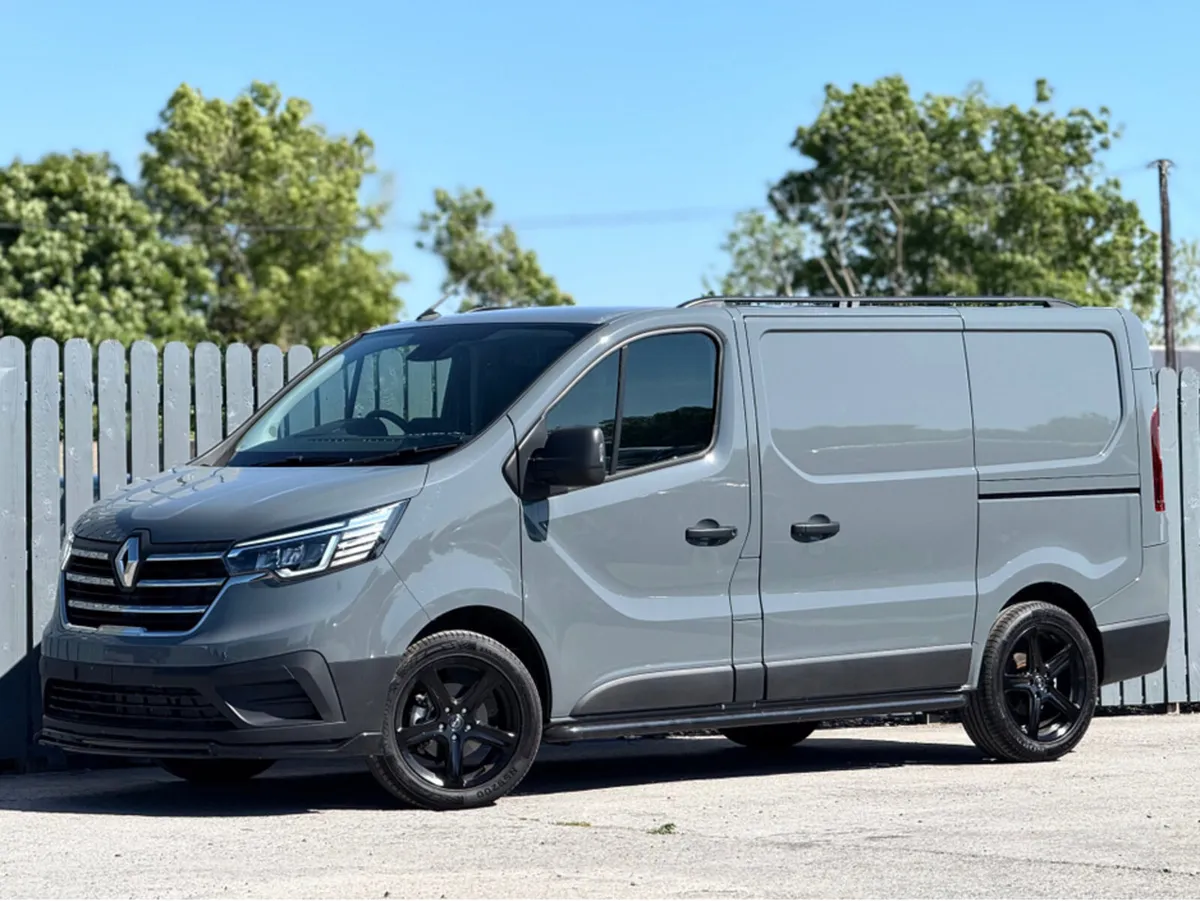 Renault Trafic REDUCED! 2023 Renault Trafic SWB No - Image 3
