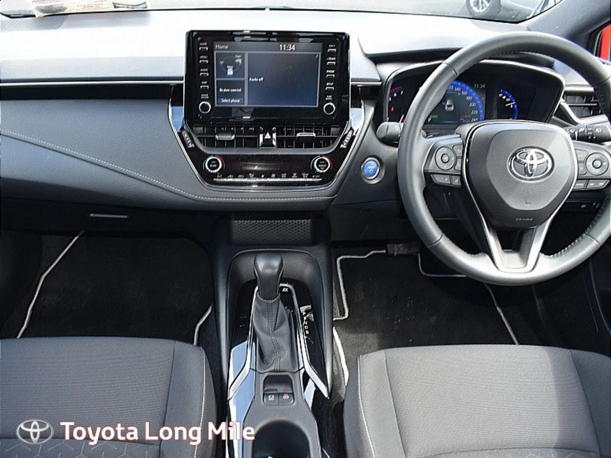 Toyota Corolla 1.8 Hybrid Luna H/B 5dr - Image 4