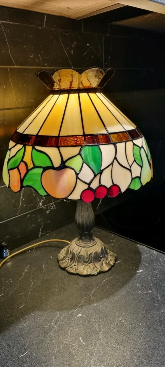 VINTAGE EMBOSSED FRUIT TIFFANY  LAMP - Image 1