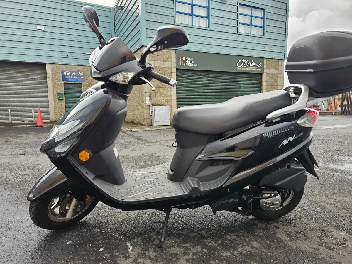 Suzuki AN 125 - Image 4