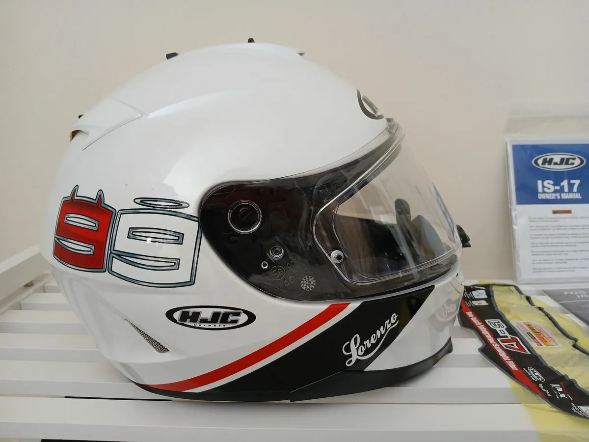 HJC IS - 17 Motorbike Helmet - New - Never Worn. - Image 2