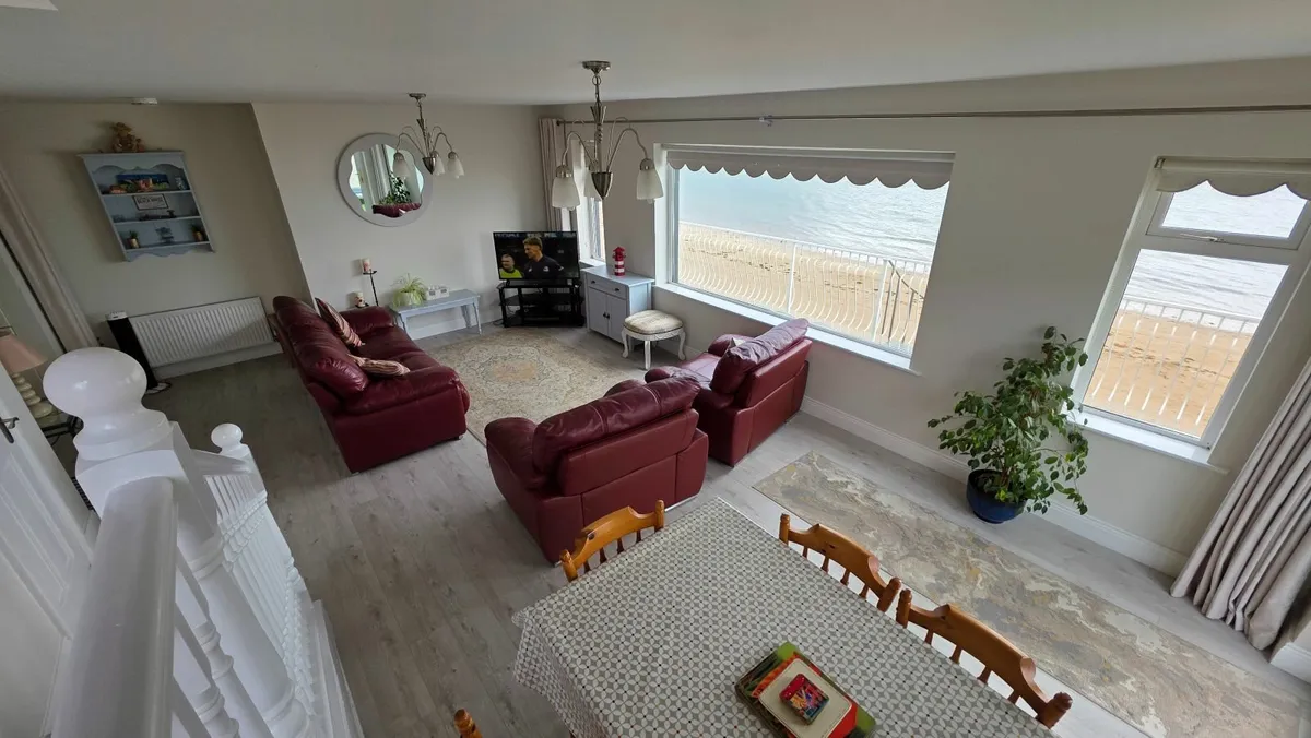 Beach House.  Holiday Rental. - Image 3