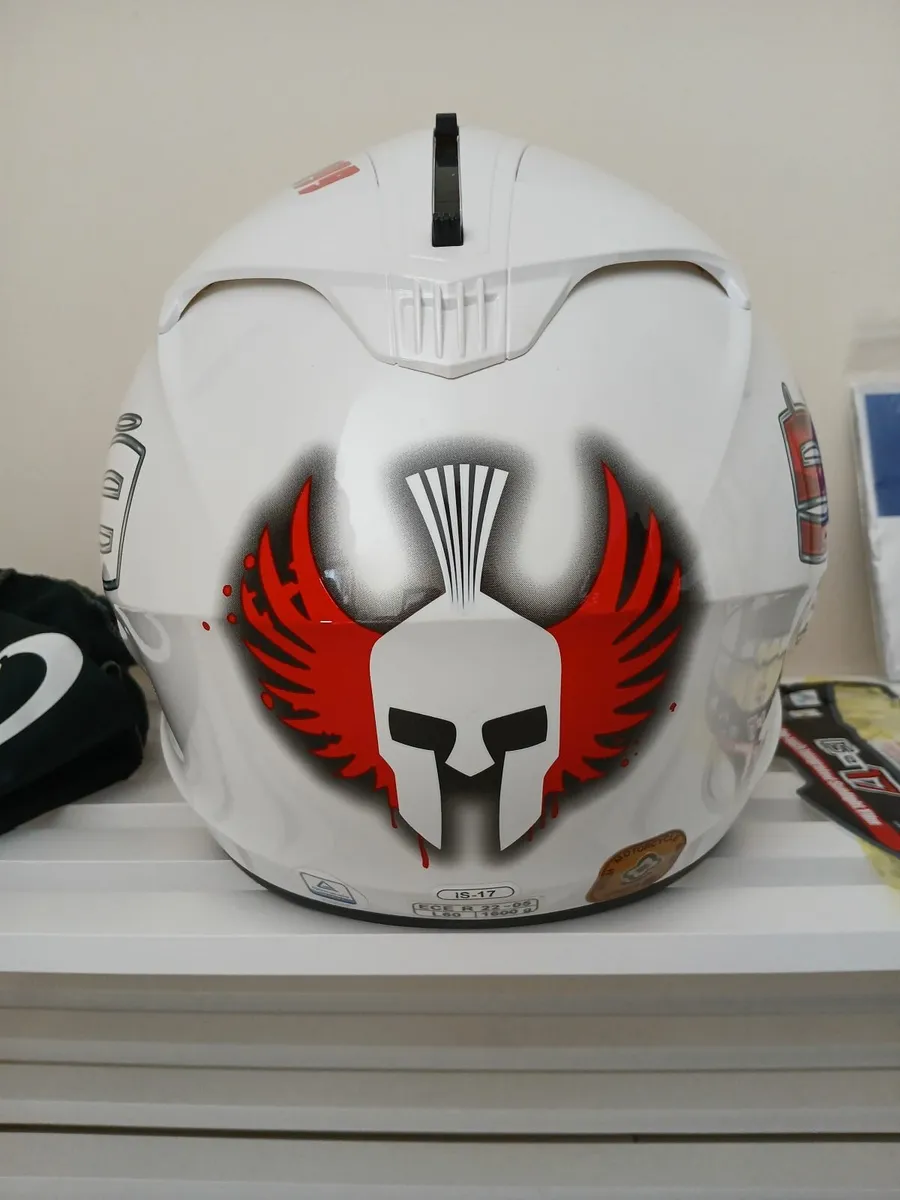 HJC IS - 17 Motorbike Helmet - New - Never Worn. - Image 4