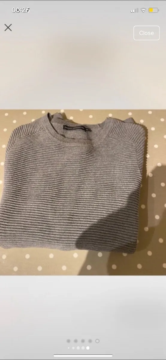 Jumpers - Image 1