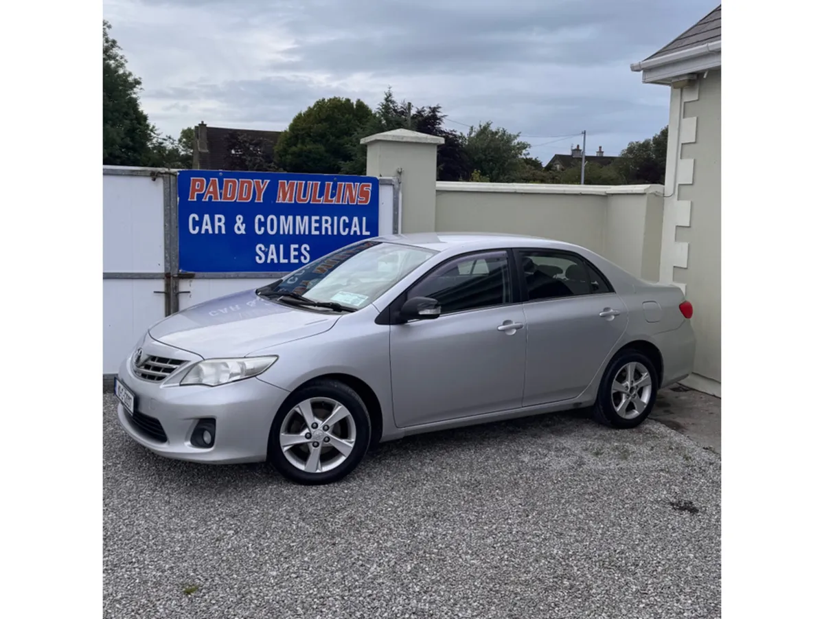 Toyota Corolla 1.4 D-4D LUNA MC 4DR - Image 3