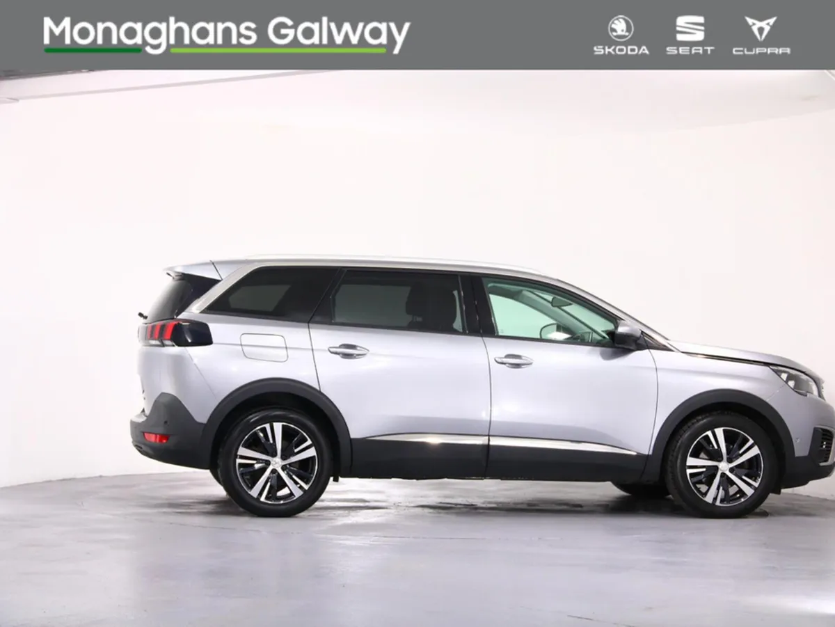 Peugeot 5008 ALLURE 1.5 BLUE HDI 130 6 6.2 4DR - Image 3
