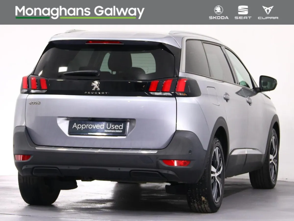 Peugeot 5008 ALLURE 1.5 BLUE HDI 130 6 6.2 4DR - Image 4