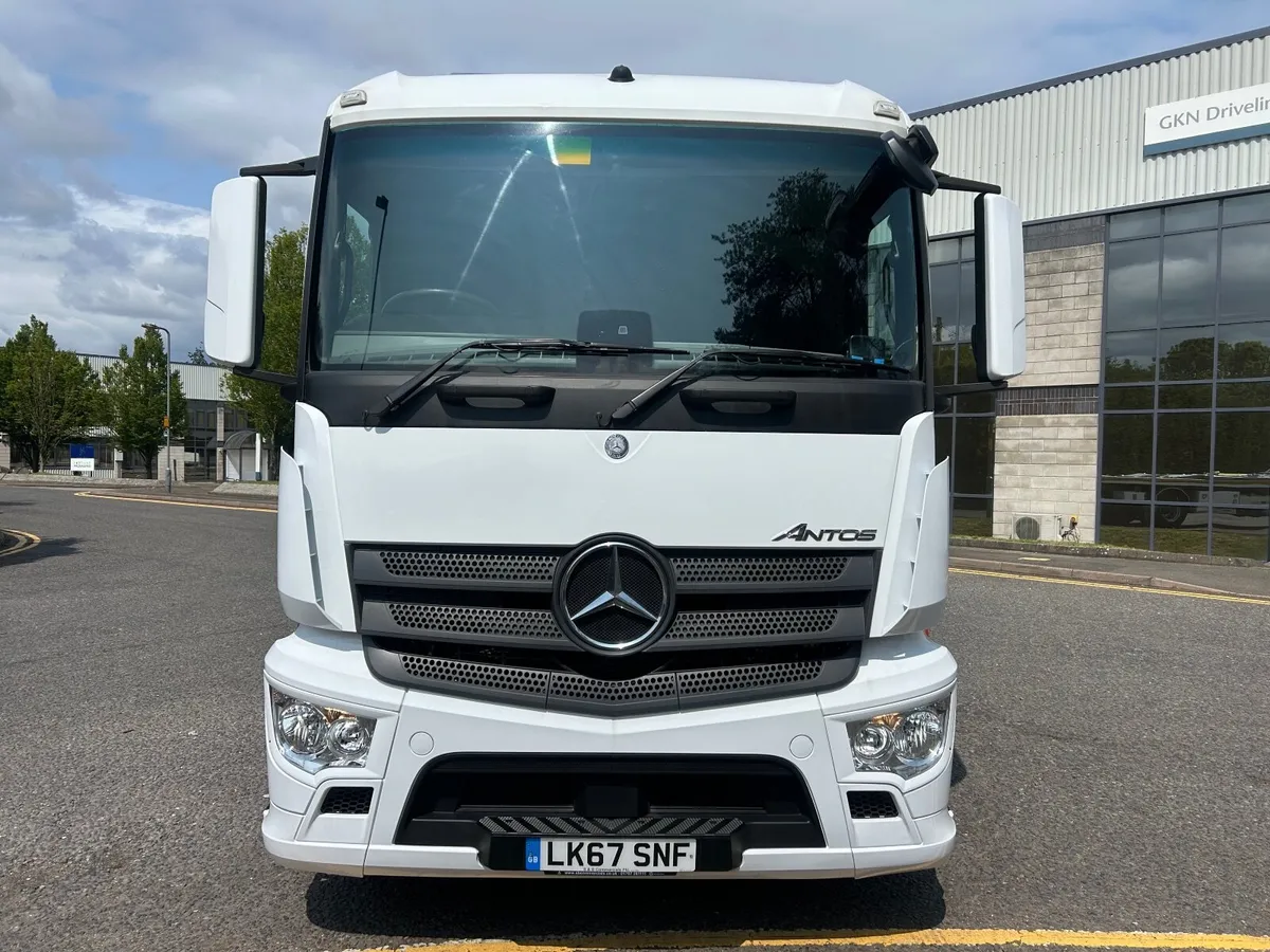 Mercedes Antos Tilt Slide Twin Deck Recovery Truck - Image 3