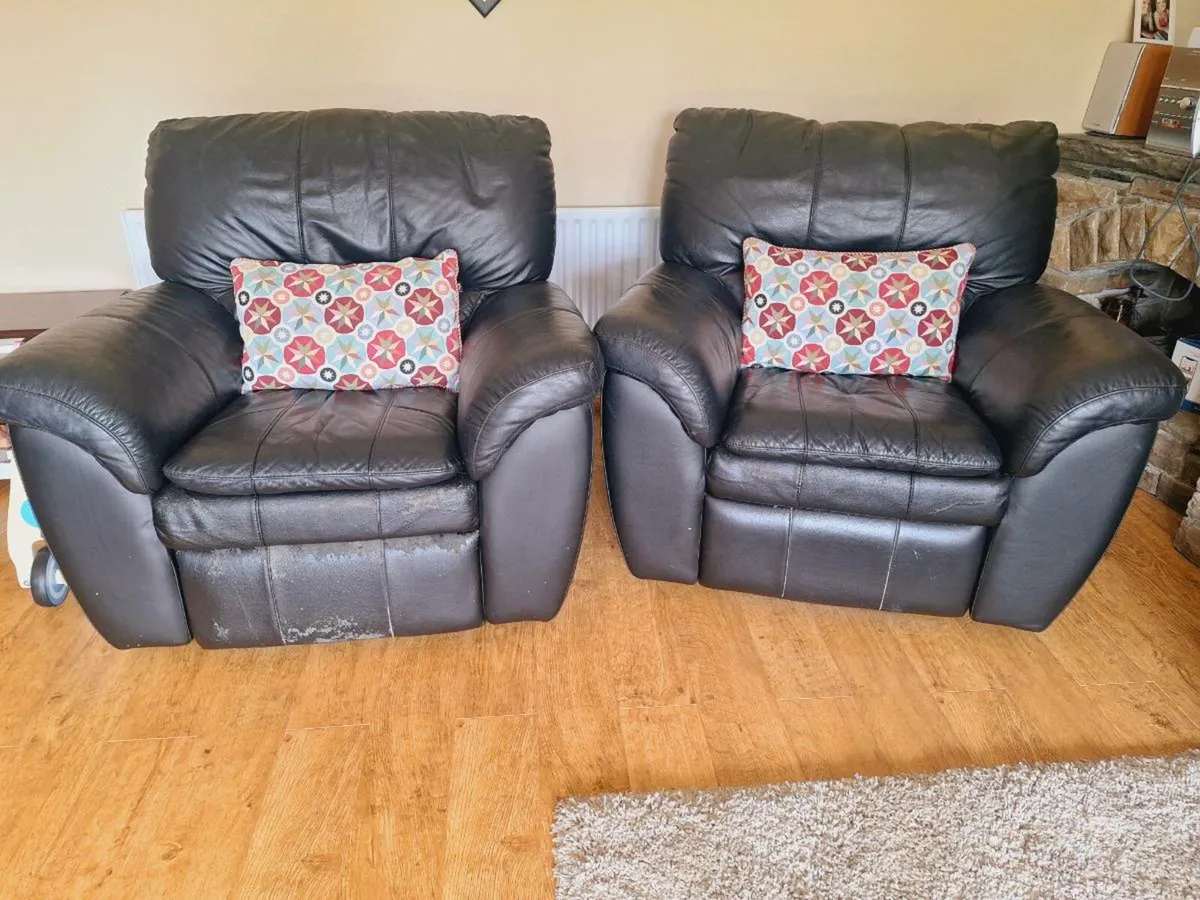 Recliner Suite - Image 4