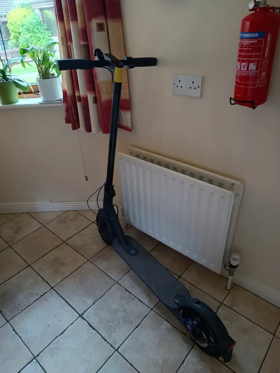 Electric Scooter - Image 3
