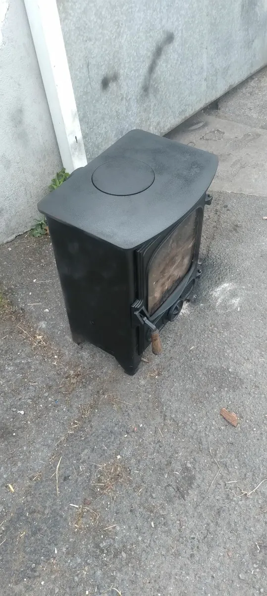 Stove maybe suitable for shed r house priced - Image 4