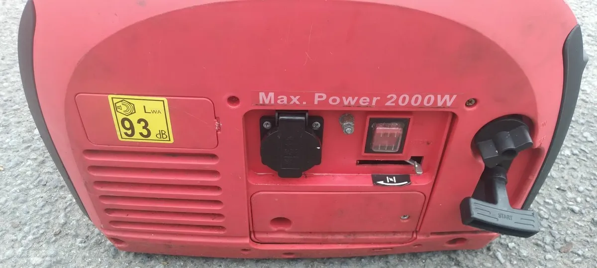2 generator 2000w petrol running well priced - Image 2