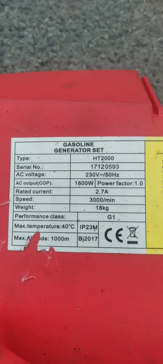 2 generator 2000w petrol running well priced - Image 3