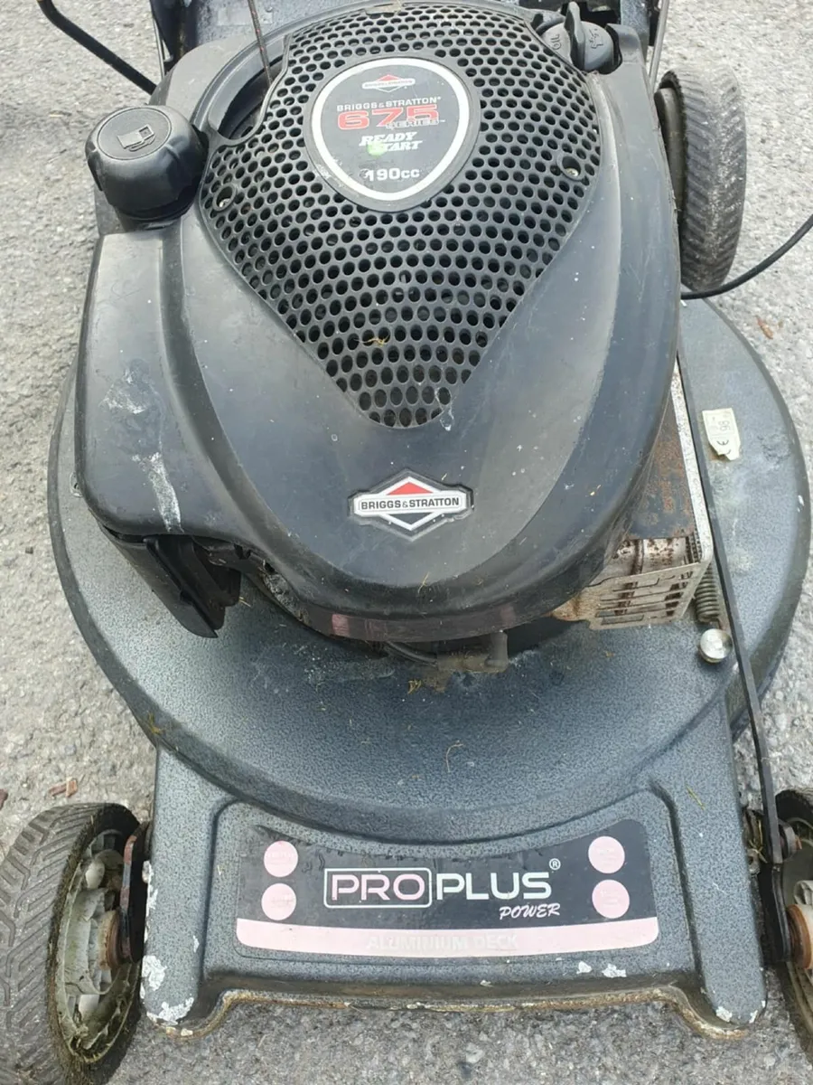 Pro pulse self-drive lawnmower Brixton Stratton - Image 3