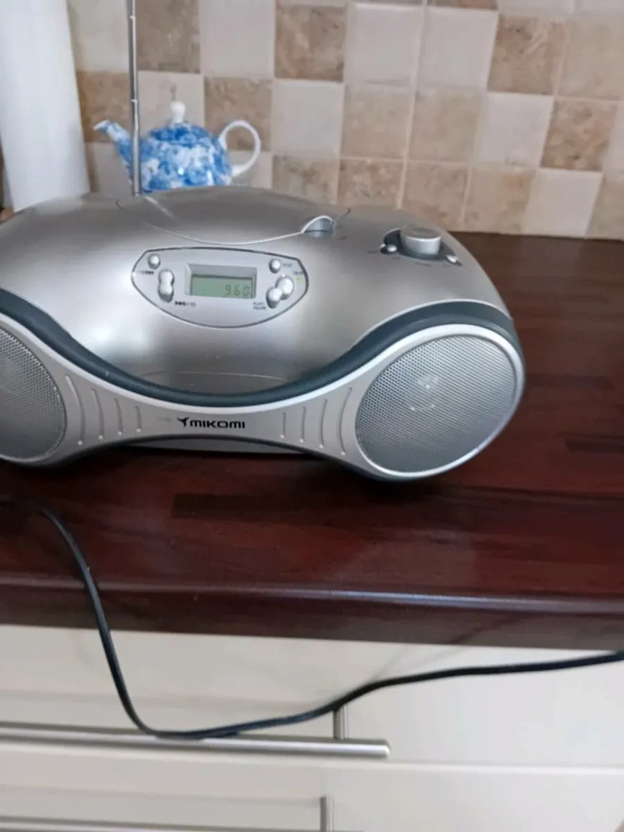 MIKOMI RADIO ELECTRIC + BATTERY