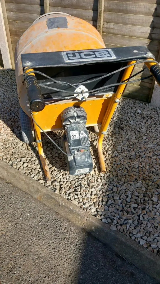 Jcb electric cement mixer - Image 2