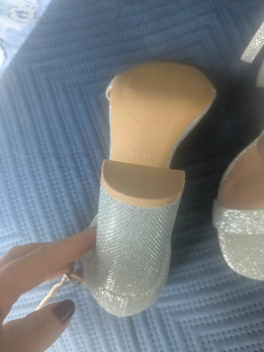 Ladies shoes - Image 1