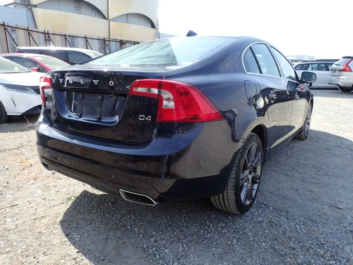 Volvo S60 2.0 D4 SE Luxury Plus Diesel Automatic - Image 3