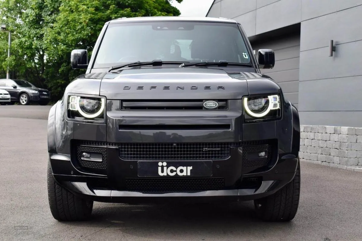 Land Rover Defender 90 3.0 D250 Mhev X-dynamic SE - Image 2