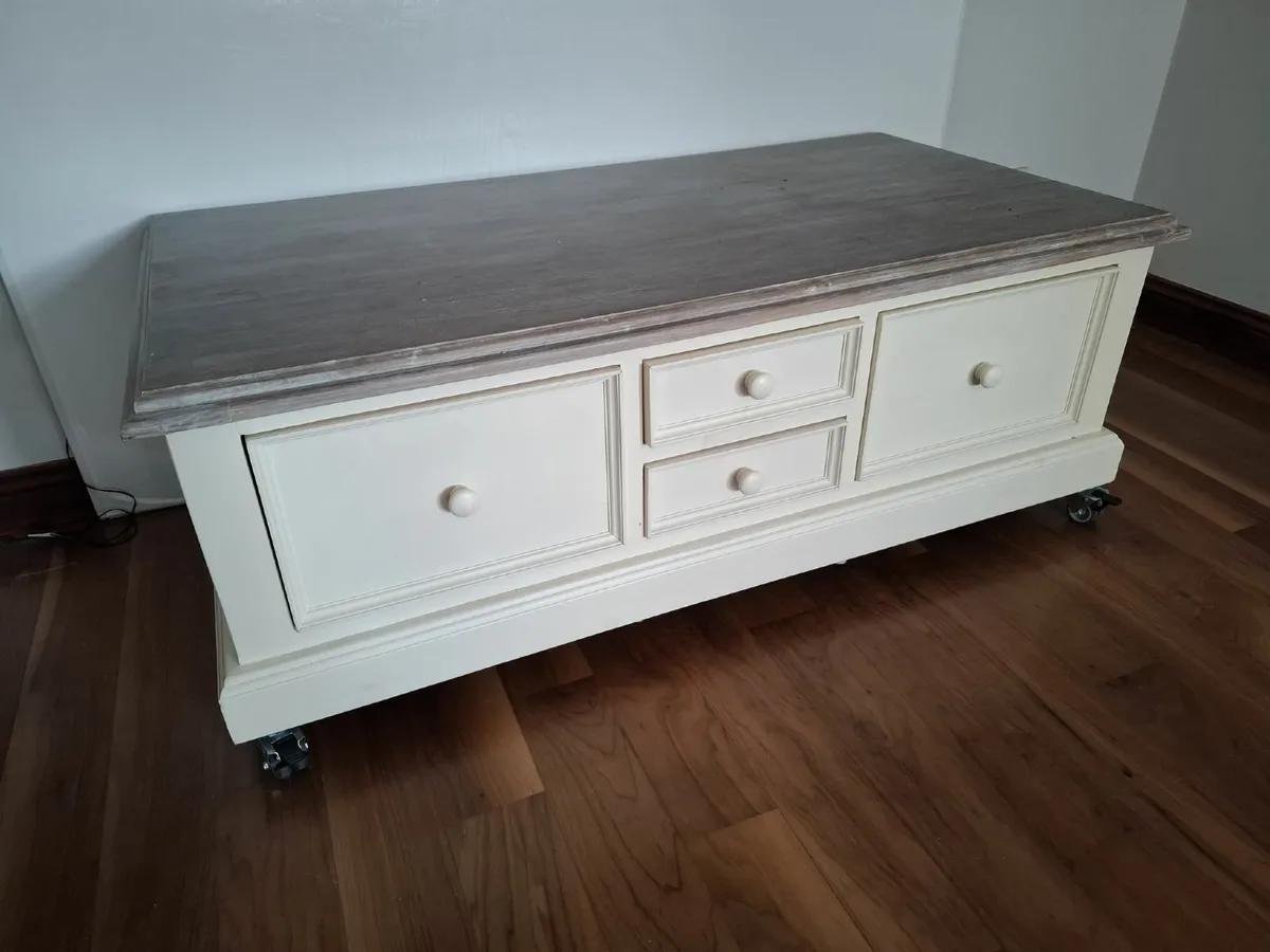 Extra-Large Coffee Table - Image 2