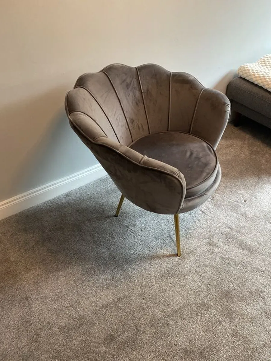 Grey Shell Chair - Image 3