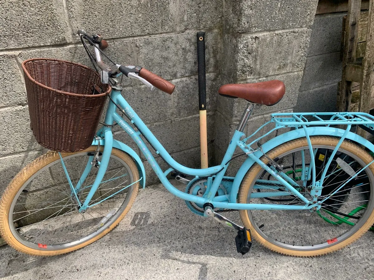 Girls bike - Image 2