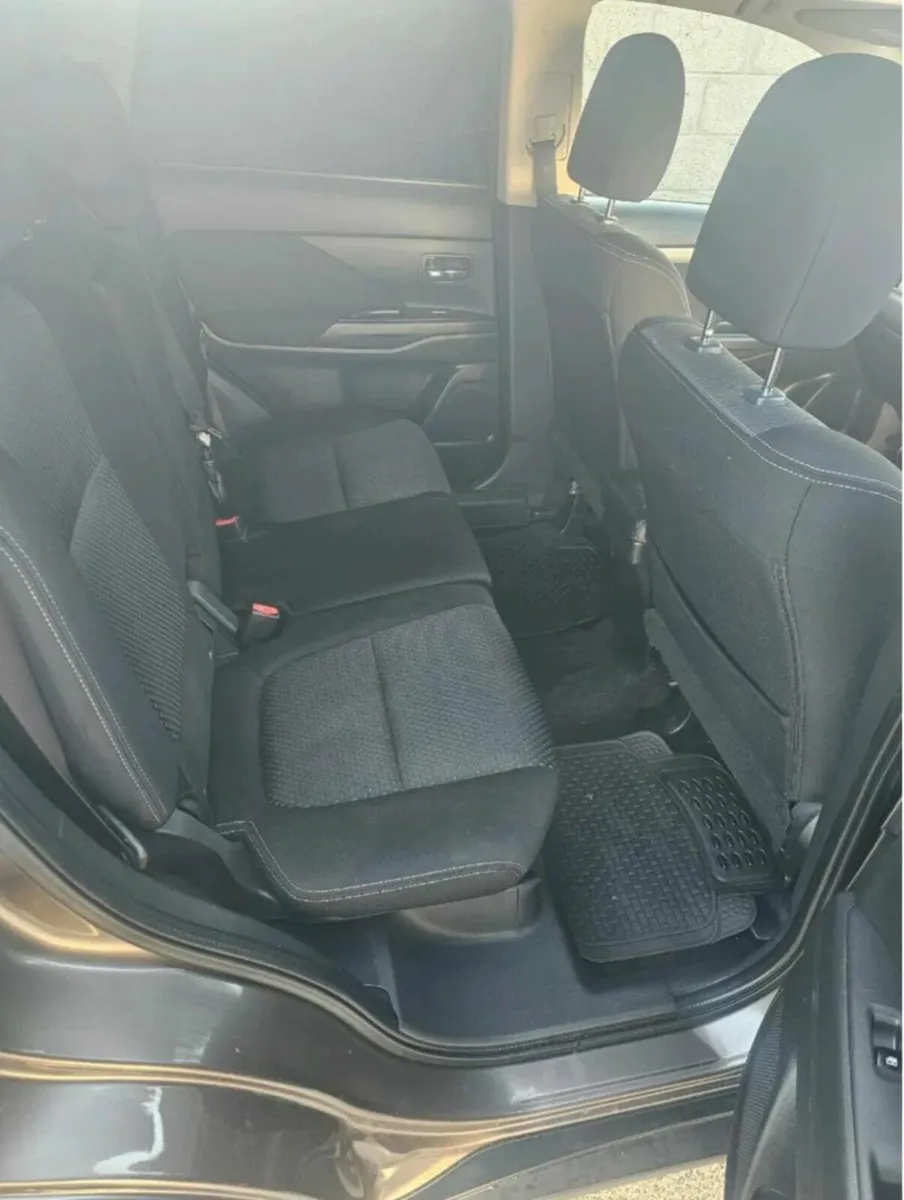 Mitsubishi Outlander 2016 - Image 2