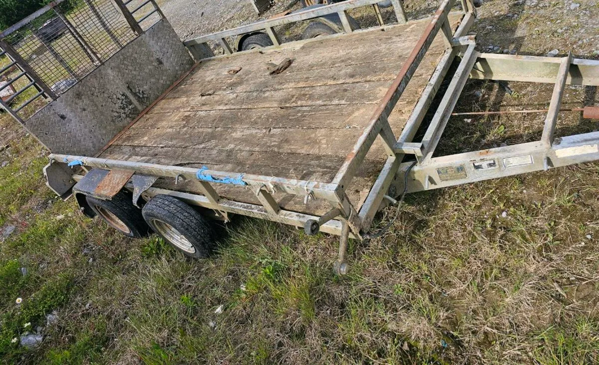 trailer - Image 2