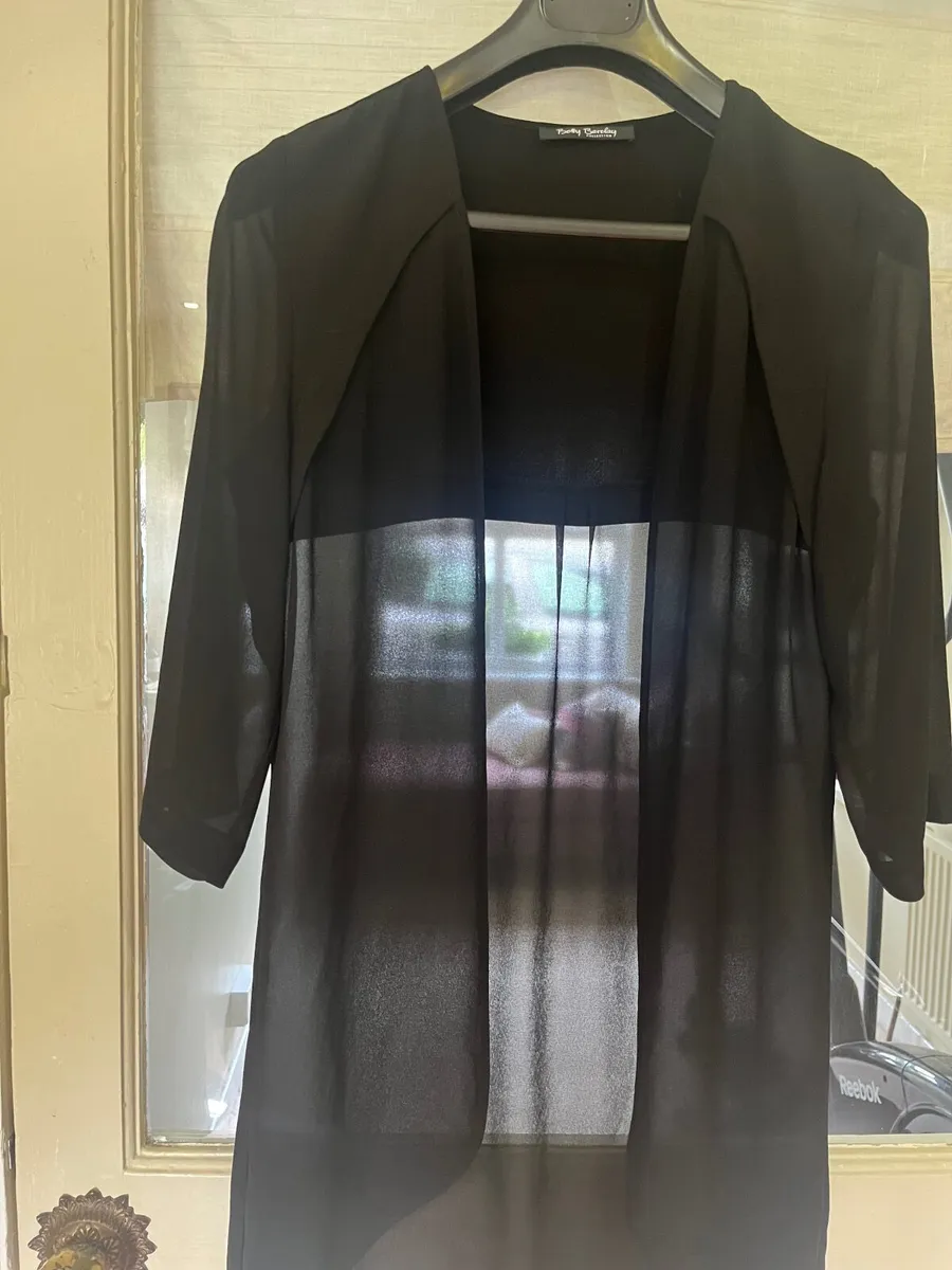 Betty Barclay black top - Image 1