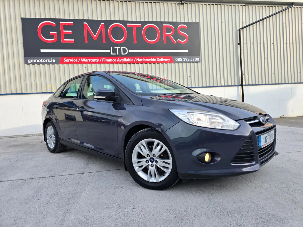 Ford Focus 2013 - Image 2