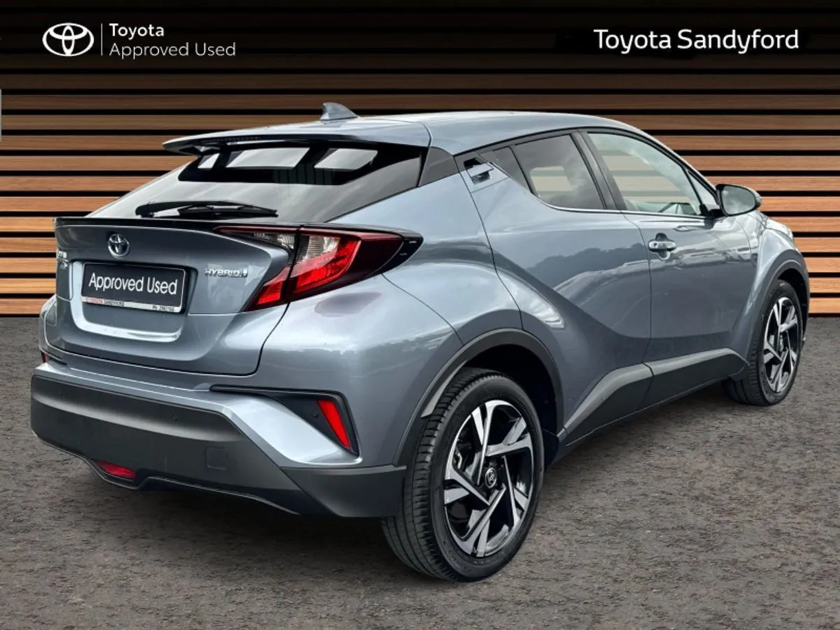 Toyota C-HR Hybrid Sport // Rear Camera // Blueto - Image 2