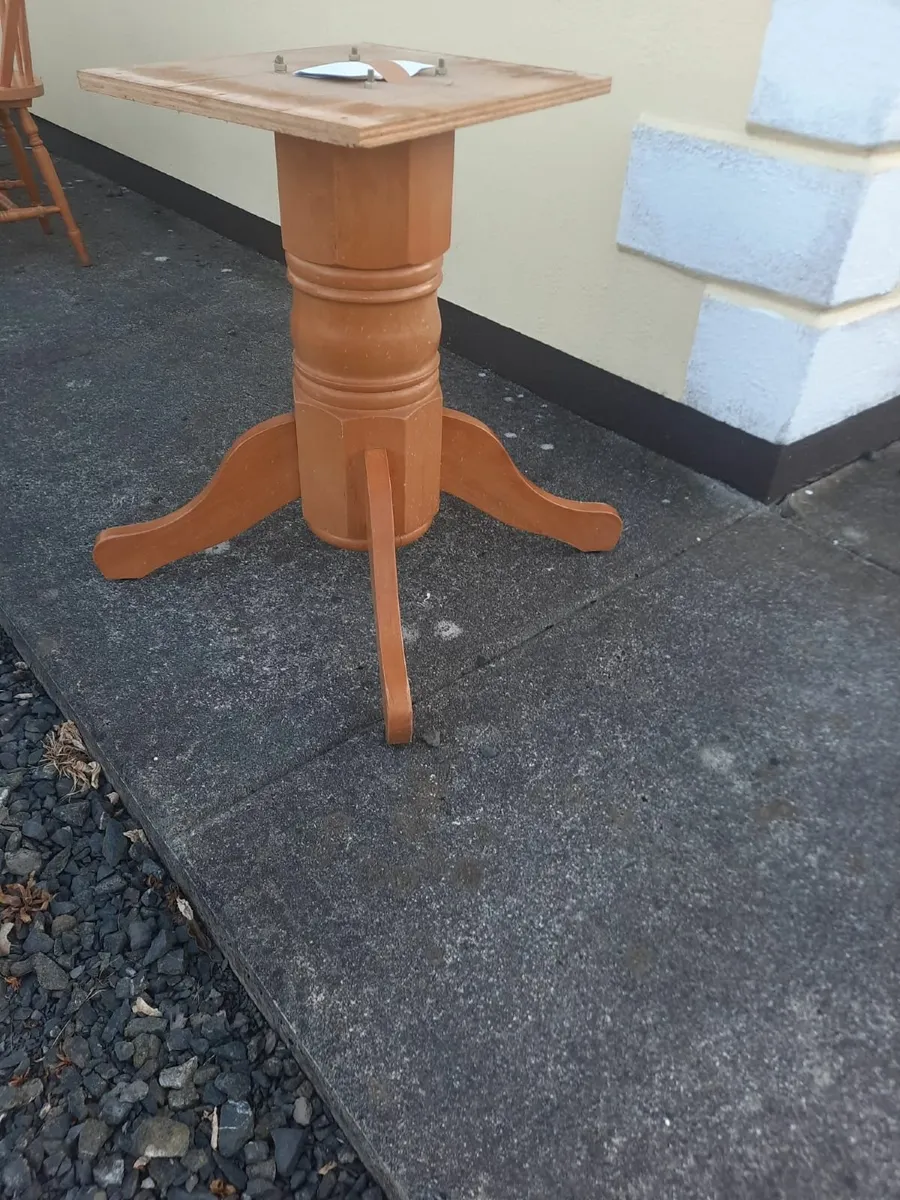 Table pod - Image 2