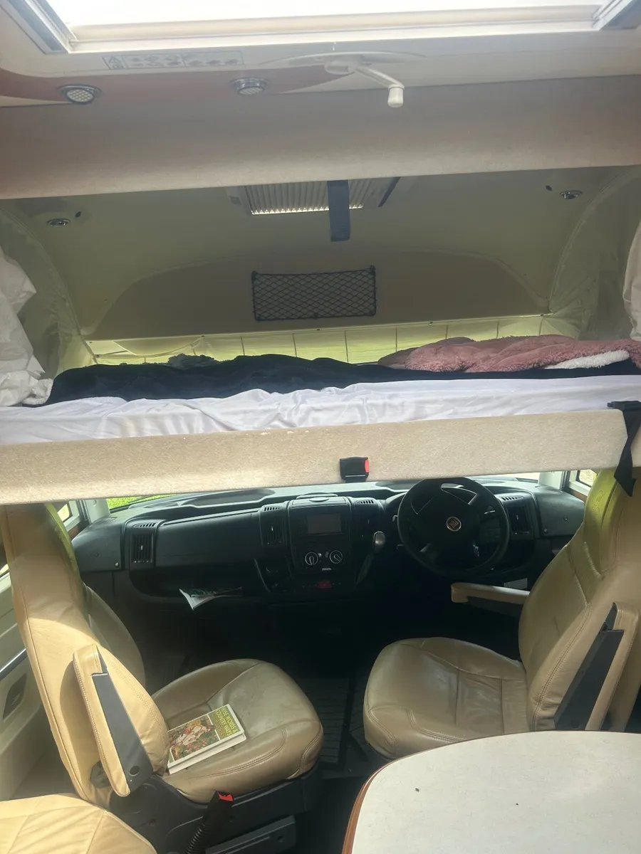 Motorhome - Image 4
