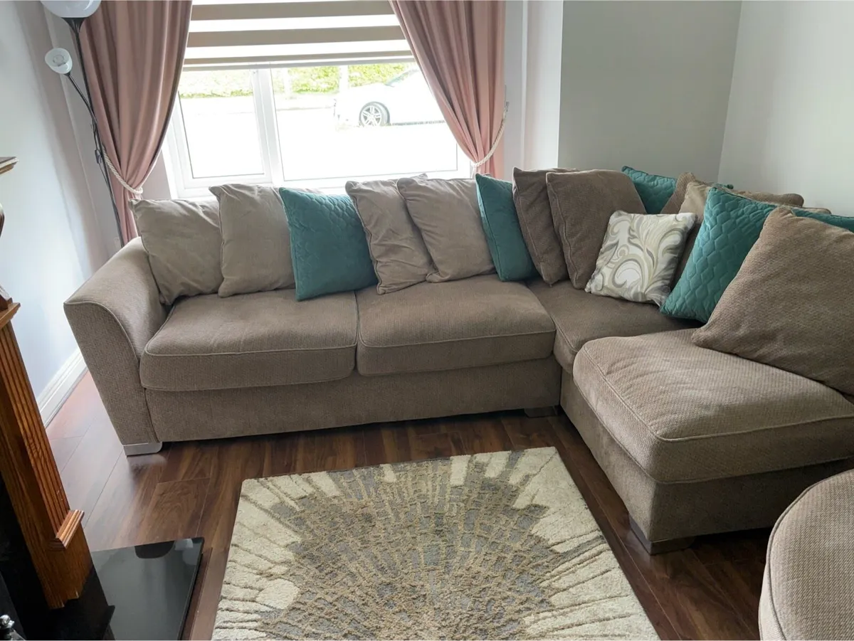 Bottega corner sofa & twister chair - Image 2