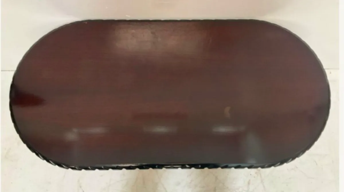 CONTEMPORARY MAHOGANY VENEER COFFEE TABLE - Image 2
