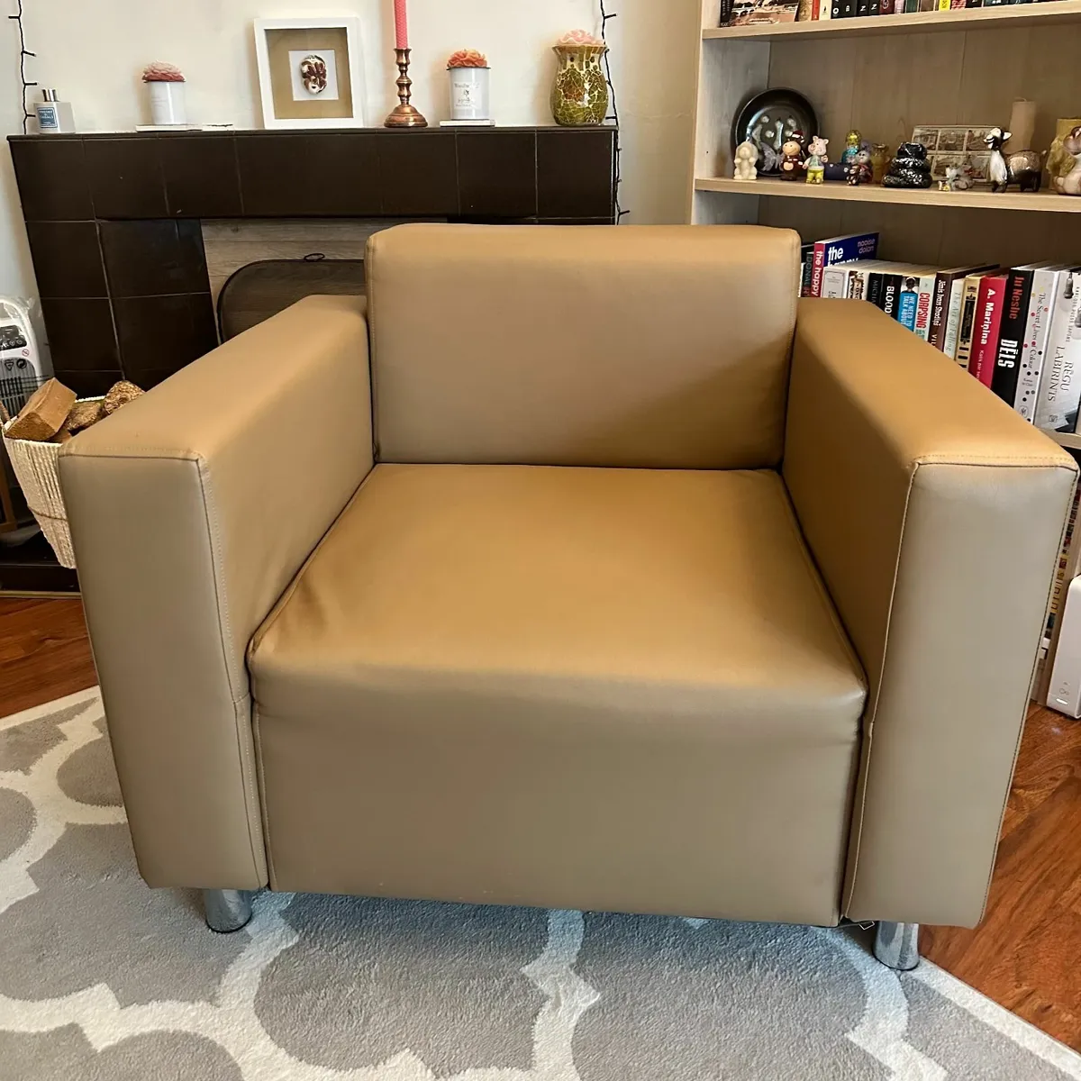 Armchair - Image 2