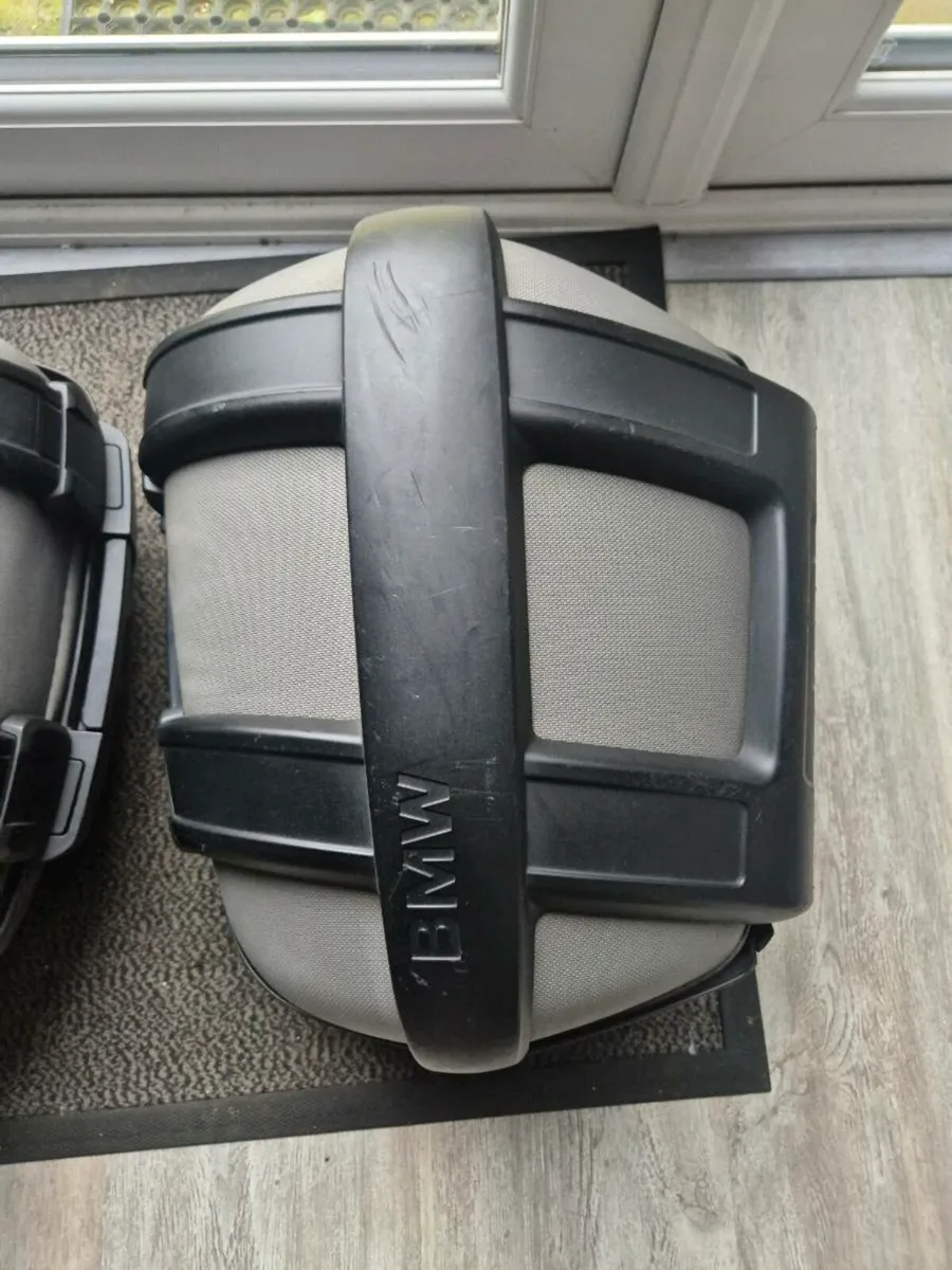 2008 bmw k1200s panniers - Image 3