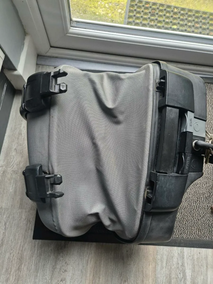 2008 bmw k1200s panniers - Image 4