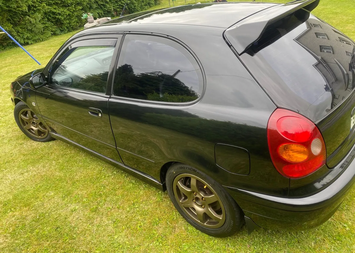 Toyota Corolla 1999 - Image 4