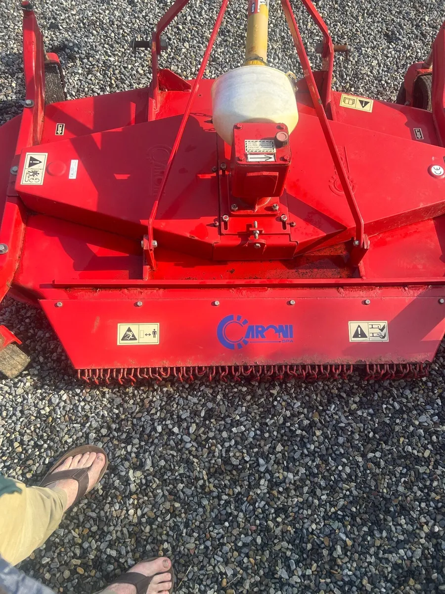 Tractor finishing mower - Image 1