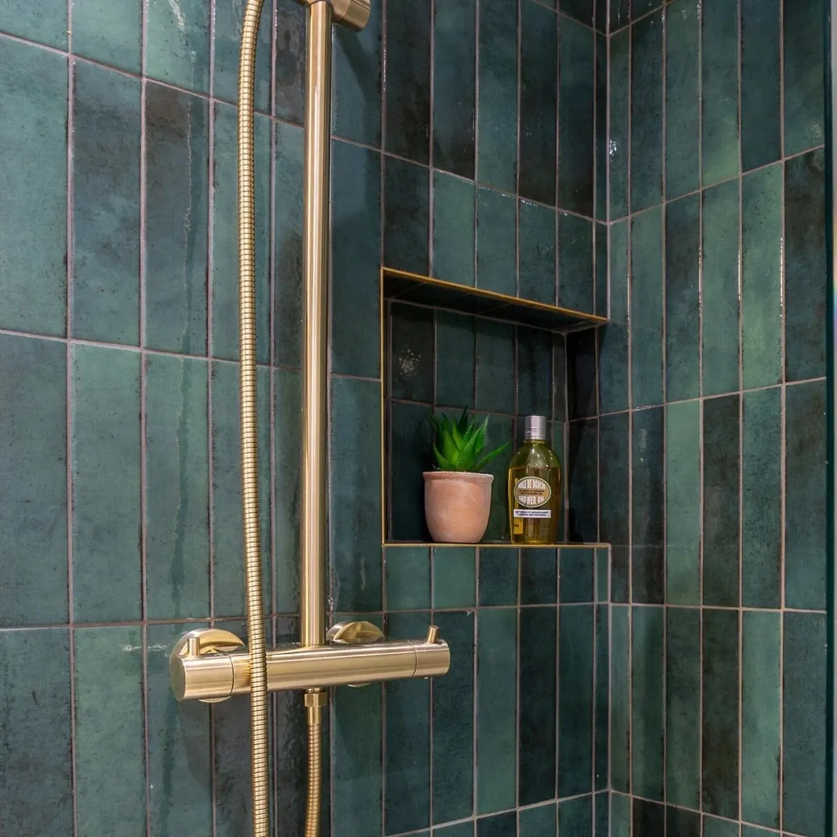 Dark Green metro wall tiles - 9 x unopened boxes - Image 1